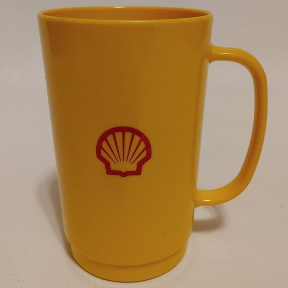 BRIGHT Vintage Shell Gas Station Mug Made in CANADA Plastic - Picture 1 of 5
